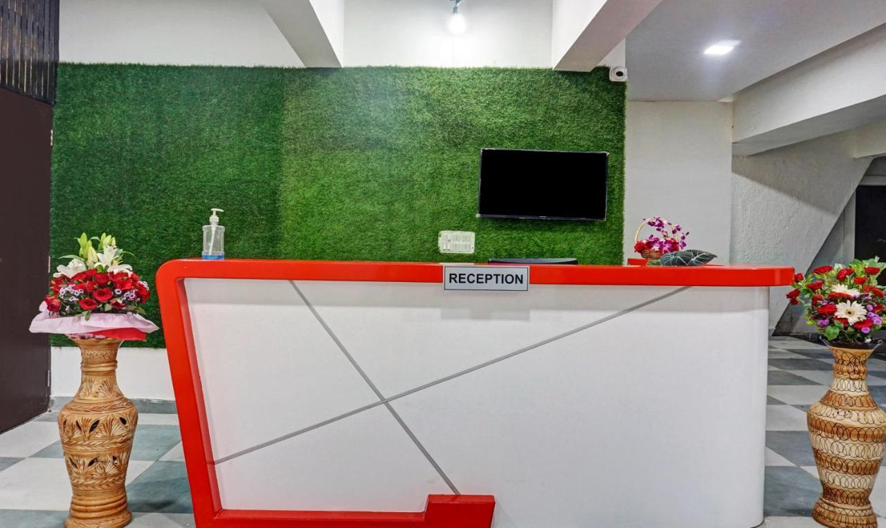 Treebo Tulip Hotel Пюн Екстериор снимка